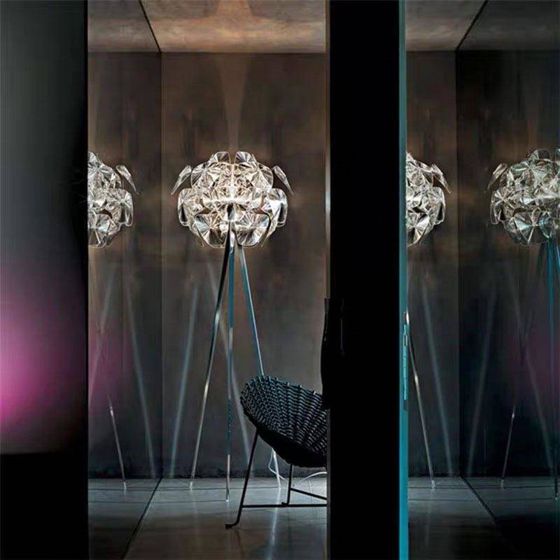 Floor Lamp-189 from www.theintersol.com